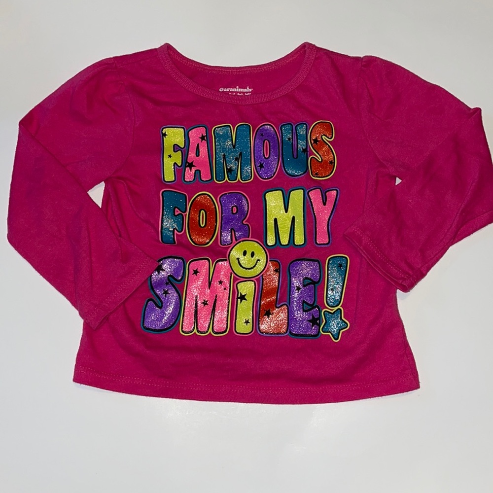 Cute Smiley face shirt😃 ✨(3 for $20)✨